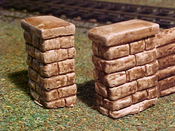 STONE YARD WALL GATEPOSTS X 2 O
