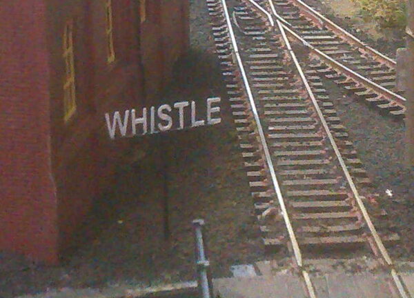 WHISTLE SIGNS OO